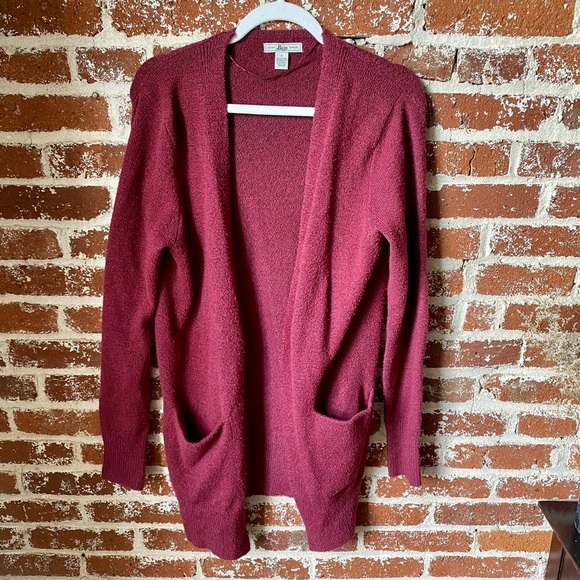 Bass burgundy color cardigan with pockets - Picture 7 of 8